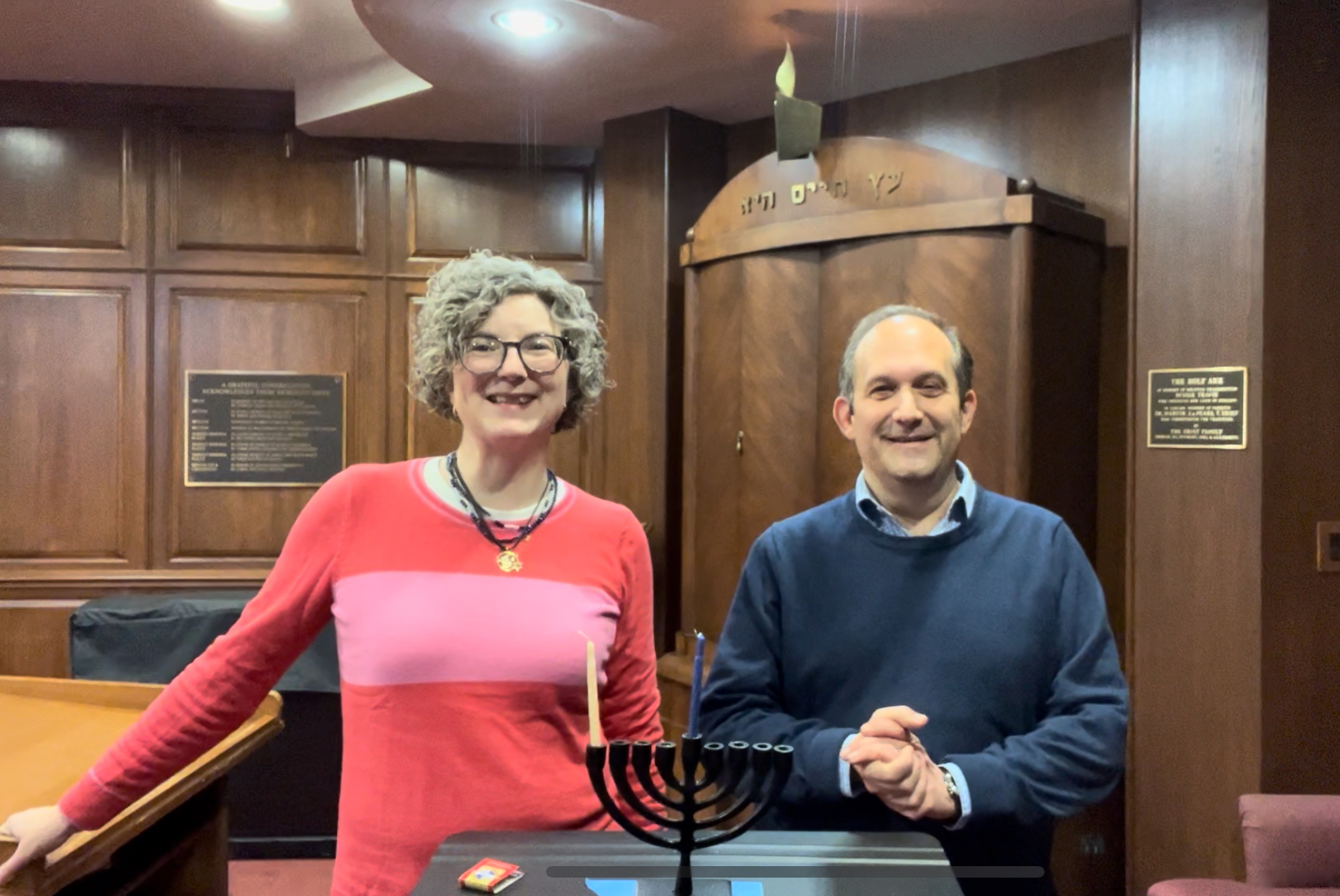 Sustain Rabbi Emanuel and Cantor Siegel Eglash's inspiring leadership