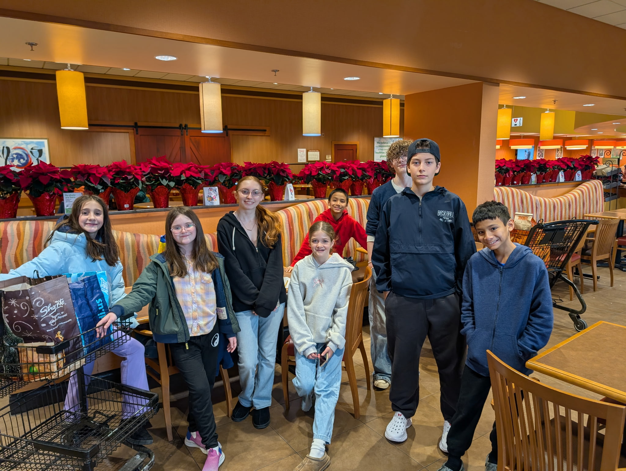 Temple Concord youth group members at the 2025 Wegmans Scavenger Hunt to benefit the Interfaith Community Collective food pantry